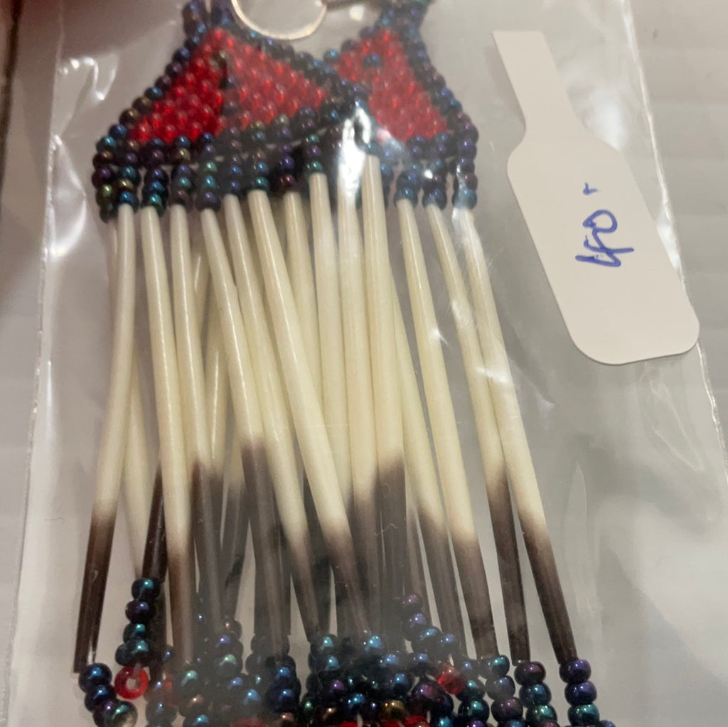 Small beaded quill