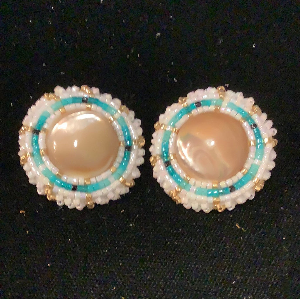 Brown pearl sew on earrings